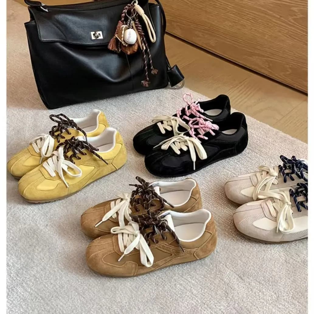 New Women's Shoes Casual Sport Shoes Fashionable Flat Skateboard Shoes For Girl Sneaker With Laces