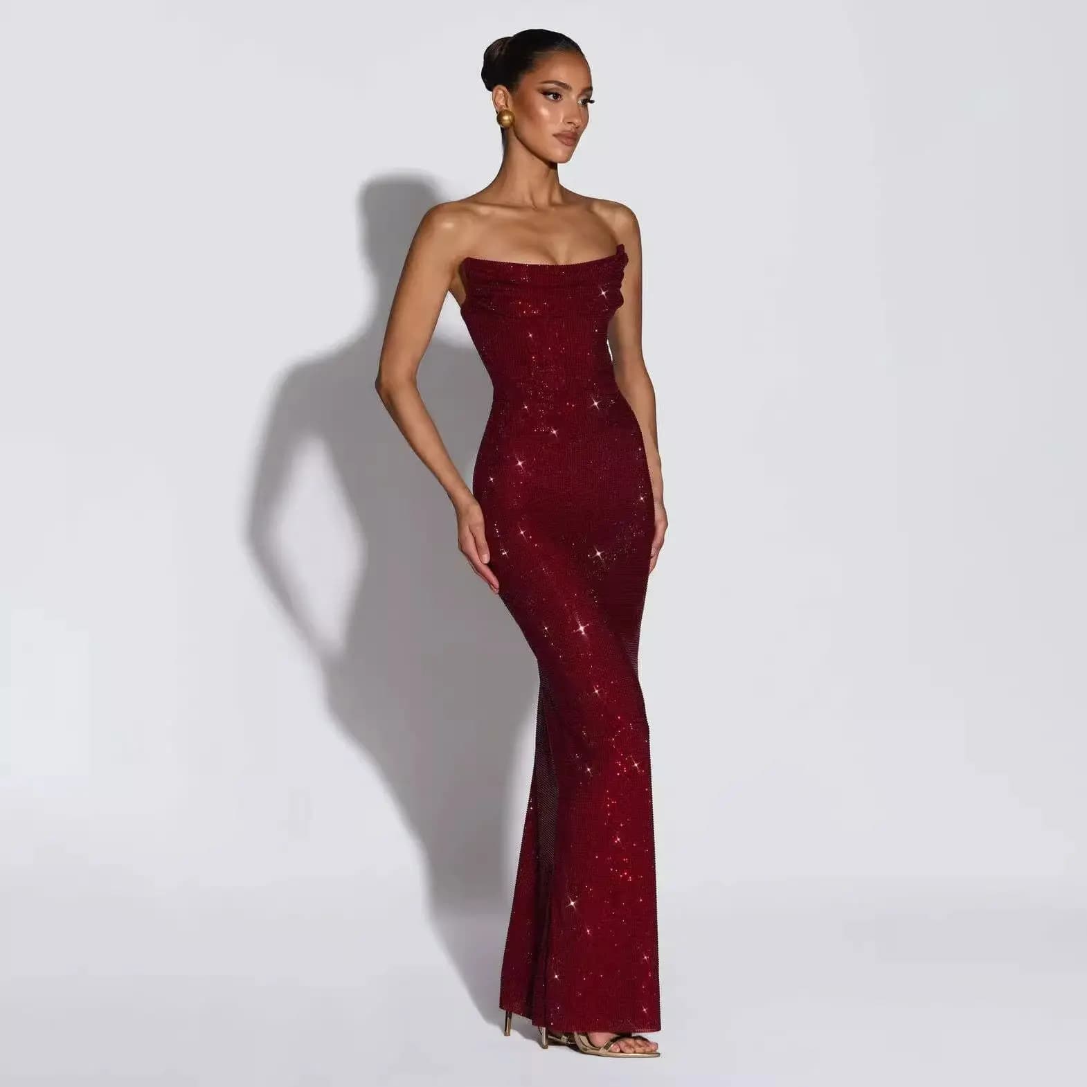 2026 Celebrity da donna sexy senza spalline diamanti rosso aderente maxi abito lungo dalla fasciatura lavorato a maglia elegante abito da sera per club party