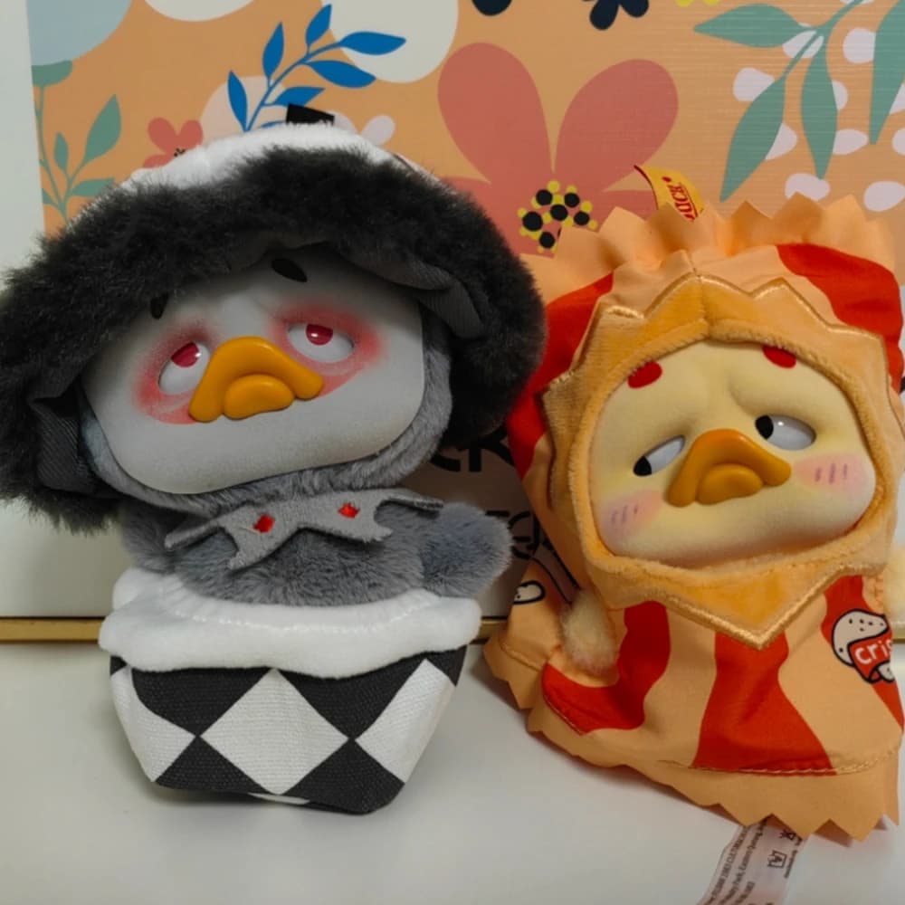 1983 UPSETDUCK Crazy Circus Duck Series Pop Culture Collectible Blind Box Backpack Accent Piece Best-selling Popular Doll