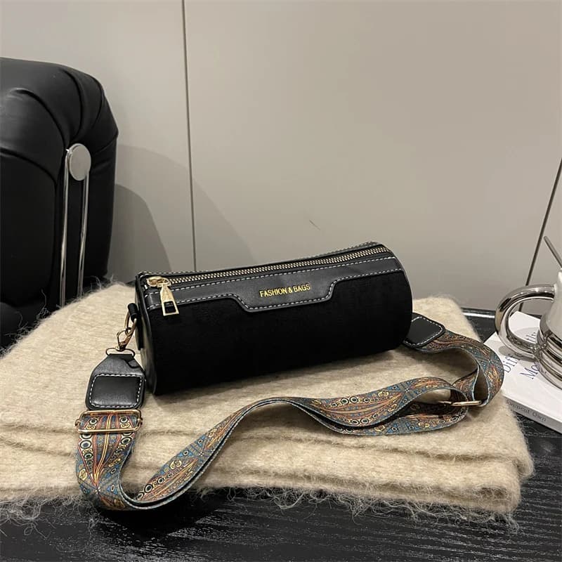 Borsa a Tracolla Piccola Cilindrica Opaca alla Moda per Donna, Nuovo Stile 2025, Versatile per Pendolari, Borsa a Cuscino di Alta Gamma
