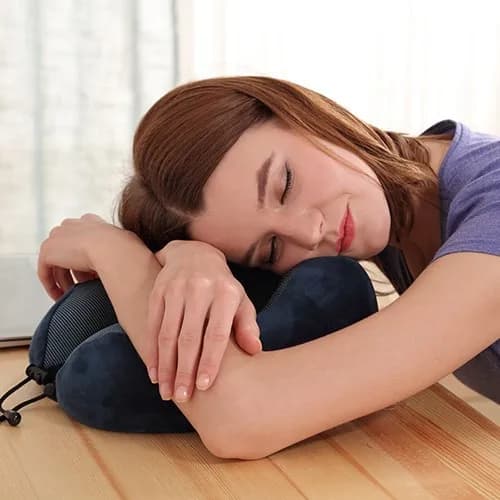 Accessori da Viaggio, Cuscini Comodi in 4 Colori per Dormire, Cuscino da Viaggio a Forma di U per Aereo, Cuscino Gonfiabile per il Collo