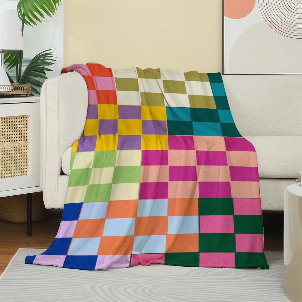 Dynamic color block mosaic pattern Flannel printed blanket suitable for all seasons suitable living room office sofa and travel