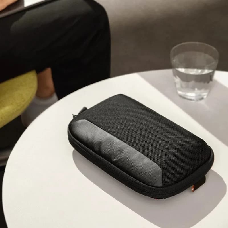 Borsa Impermeabile per Accessori Digitali, Organizer Multifunzionale da Viaggio per Cavi Dati, Cavi di Ricarica e Accessori Rigidi