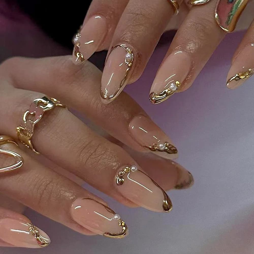 Unghie finte 3D per donne e ragazze, punte per nail art a mandorla nude, design con strass e cornice dorata alla francese, unghie finte a copertura totale da applicare con pressione.