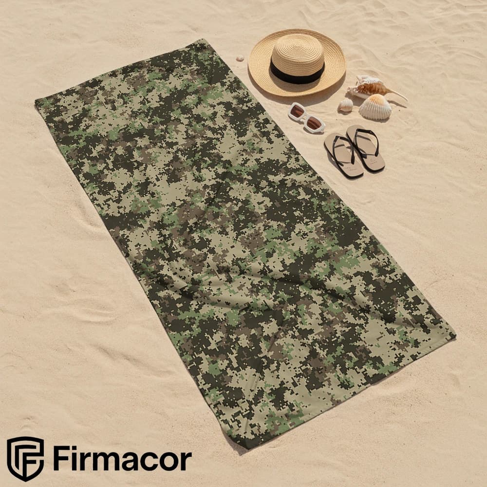 Camouflage Pixel Cartoon Anime Beach Towel Microfiber Quick Dry Super Absorbent Soft Bath Towel for Kids Adults Travel