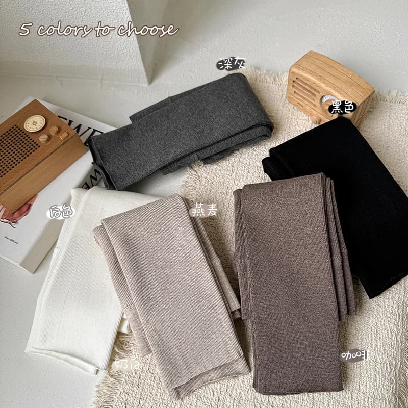 Leggings per bambine a tinta unita con sottili righe, lunghezza alla caviglia, design elegante e casual, leggeri, sottili, morbidi, elastici e traspiranti, ideali.
