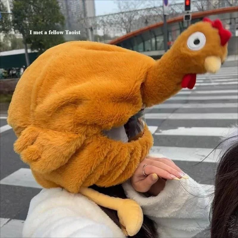 Cover, decoration for cock-shaped motorcycle helmet in plush, funny and cute protective cover, warm winter hood, for cycling