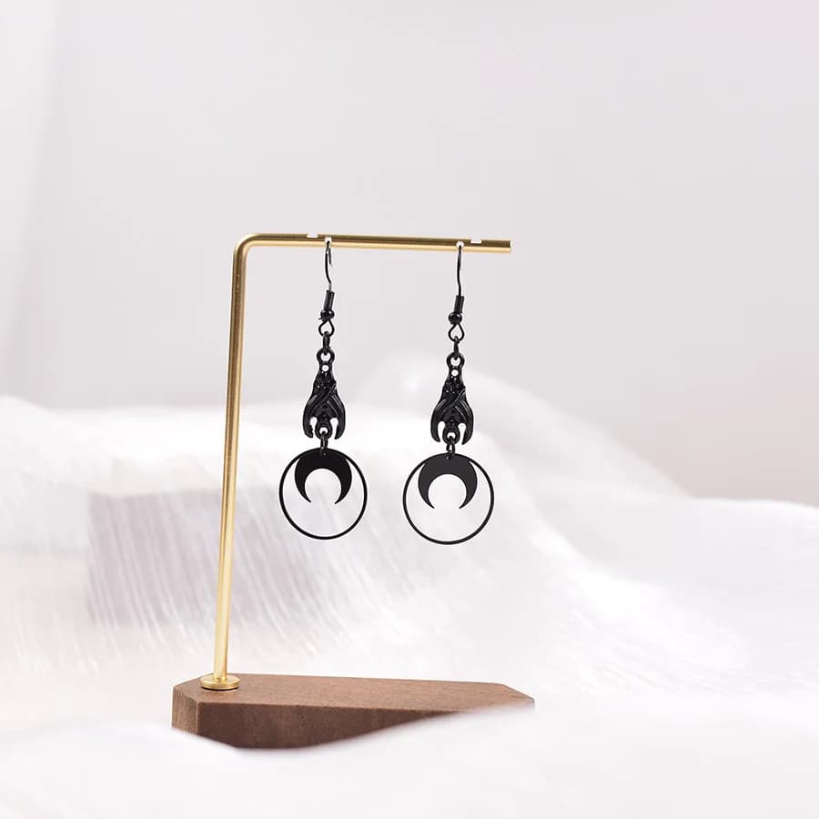 DIY accessories Europe and the United States hot-selling fashion dark punk style moon circle pendant earrings creative splicing