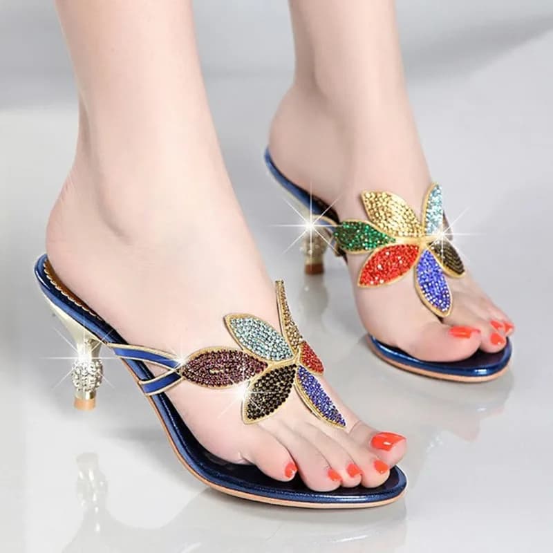 Nuovi Sandali Estivi 2026 con Strass da 6cm, Ciabatte in Cristallo, Scarpe da Donna per Feste e Matrimoni, Casual