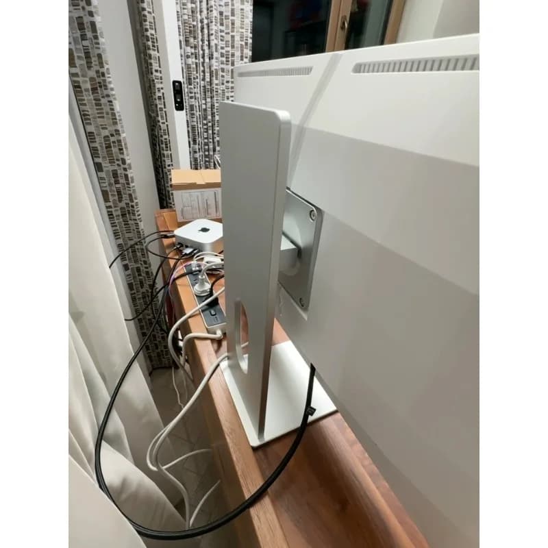 Aluminum Alloy Silver Rotating Lift Monitor 27/32/34 inch Computer Screen VESA Mount 100