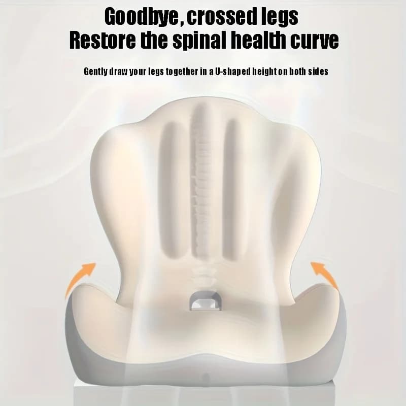 Cuscino ergonomico in memory foam per il supporto lombare con un design cavo e traspirante che sostiene la parte bassa della schiena e la colonna vertebrale