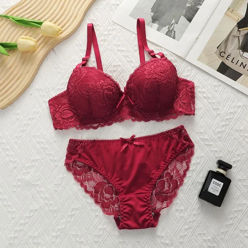 Set reggiseni in pizzo per set di slip e slip sexy da donna Lingerie femminile ricamata 34/75 36/80 38/85 Intimo BCD Cup