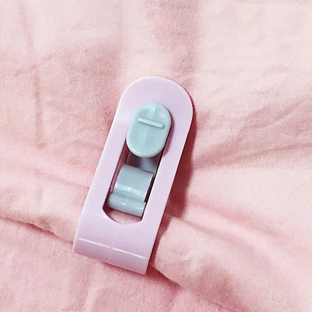 12Pcs Bed Sheet Clips Quilt Fasteners ABS Clamps Anti-Slip Easy Install Non-Slip Quilt Fixing Tools Bed Sheet Clips