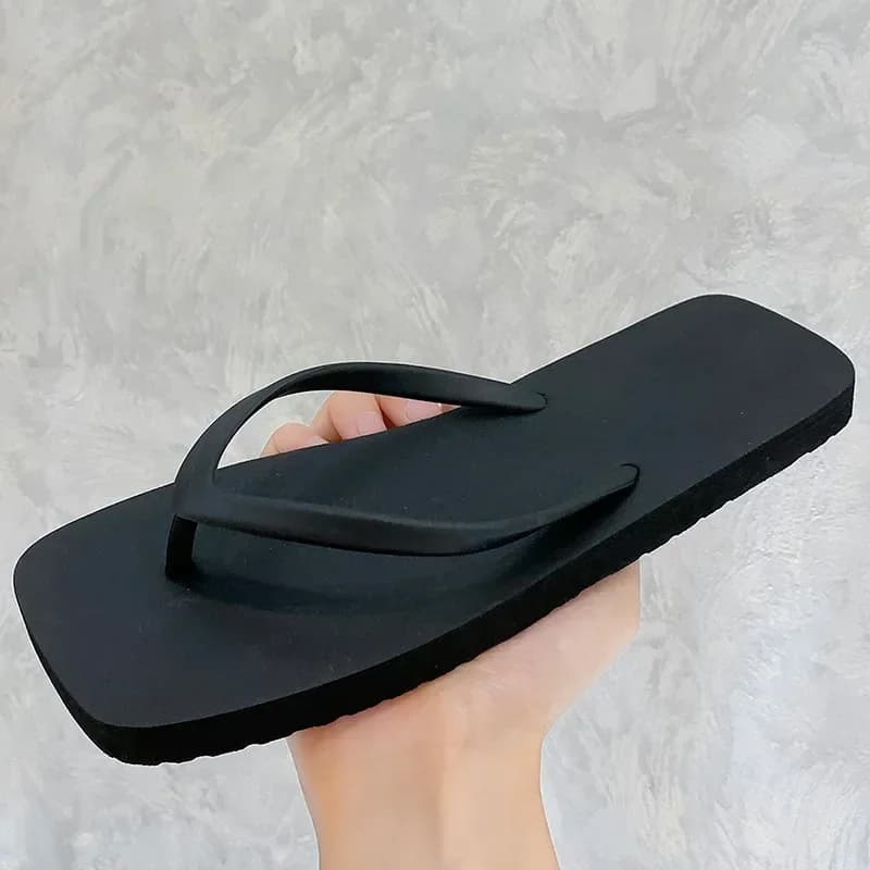 Ciabatte Unisex alla Moda, Comode e Antiscivolo, Pantofole EVA per Casa e Bagno, Sandali Morbidi da Spiaggia, Nuove Ciabatte Estive