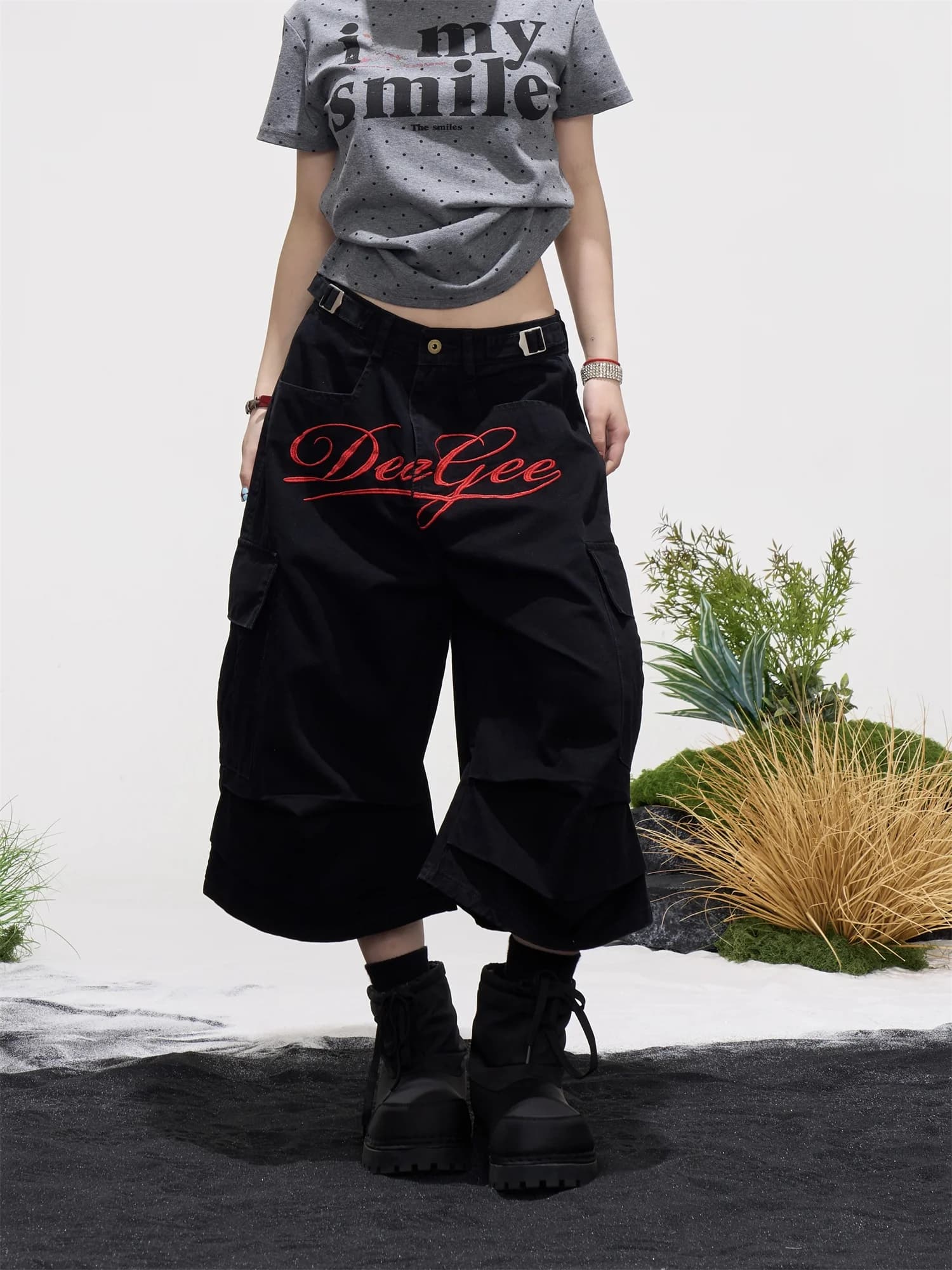 Pantaloni Larghi a Gamba Larga per Donna, Stile Casual Americano, Pantaloni Neri in Cotone con Decorazione Ricamata