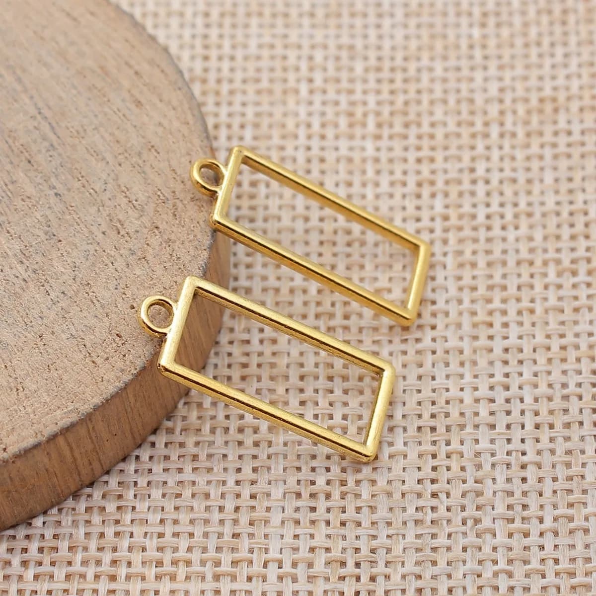 80pcs 24x10mm(0.94x0.39inch) 3 Colors Antique Gold Color Antique Silver Color KC Gold Color Hollow Rectangular Geometry Charms