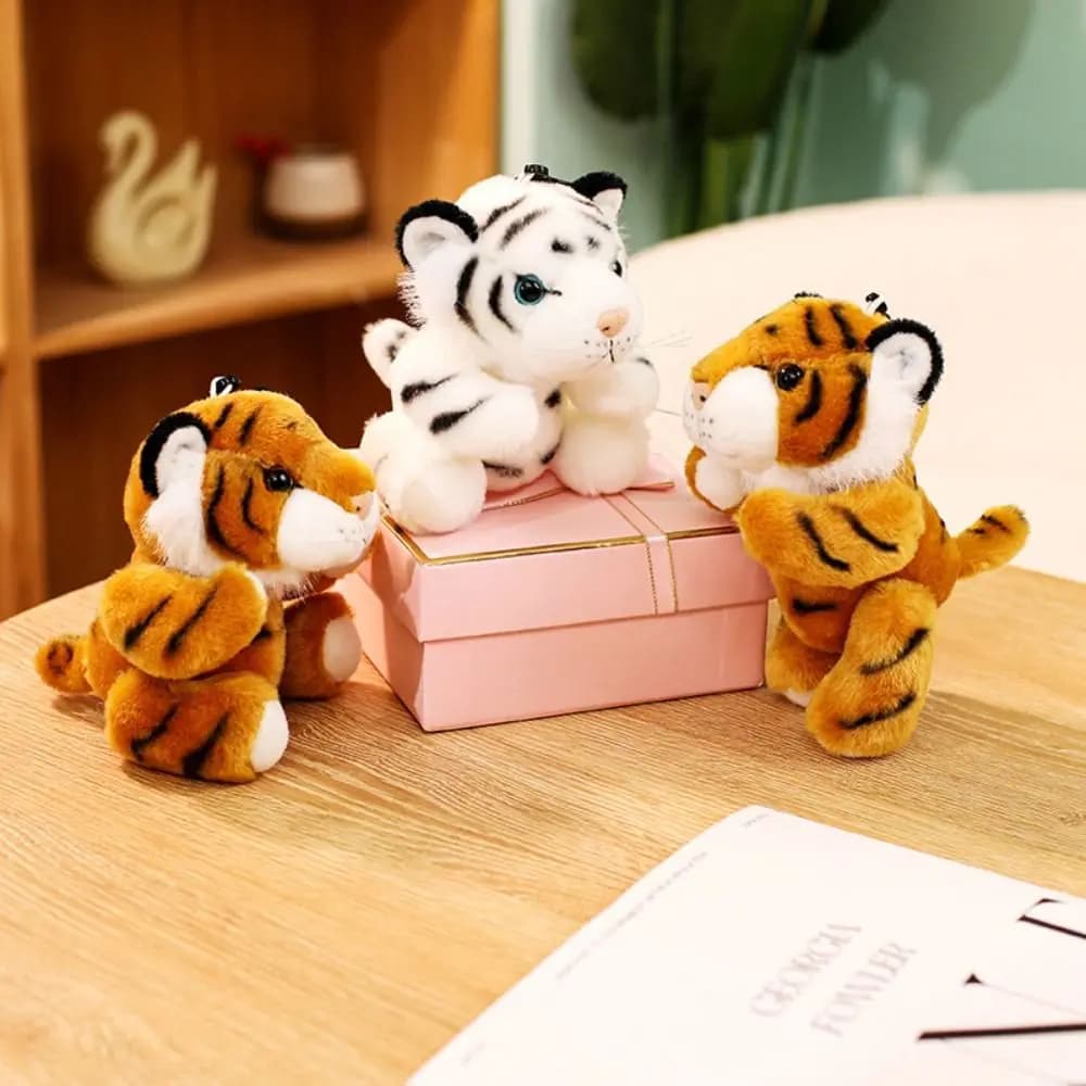 Animal Theme Claw Tiger Keychain Paw Holder Stuffed Keychain Tiger Pendant 13cm Tiger Phone Accessories