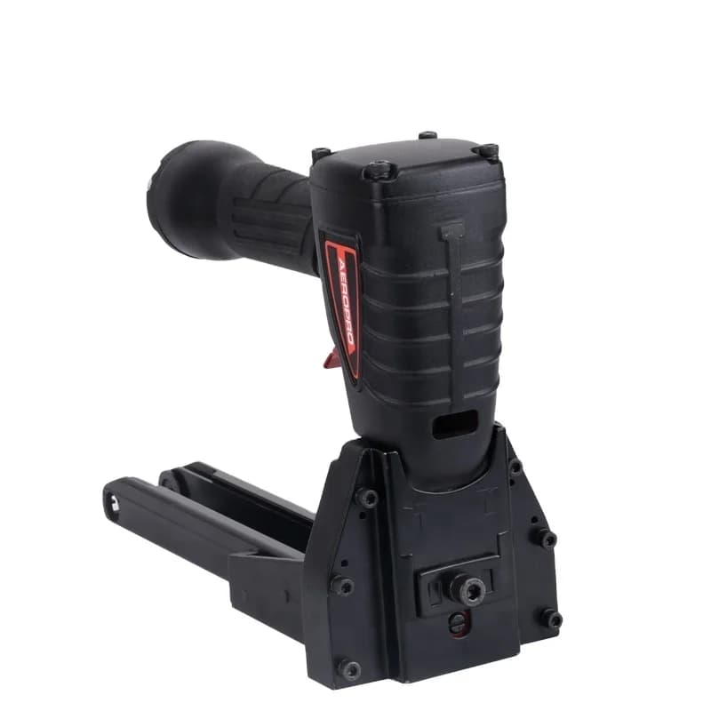 Cucitrice pneumatica chiusa per cartone Cucitrice pneumatica per cartone Sconto a tempo limitato Prestazioni ad alto costo Grado industriale Durevole