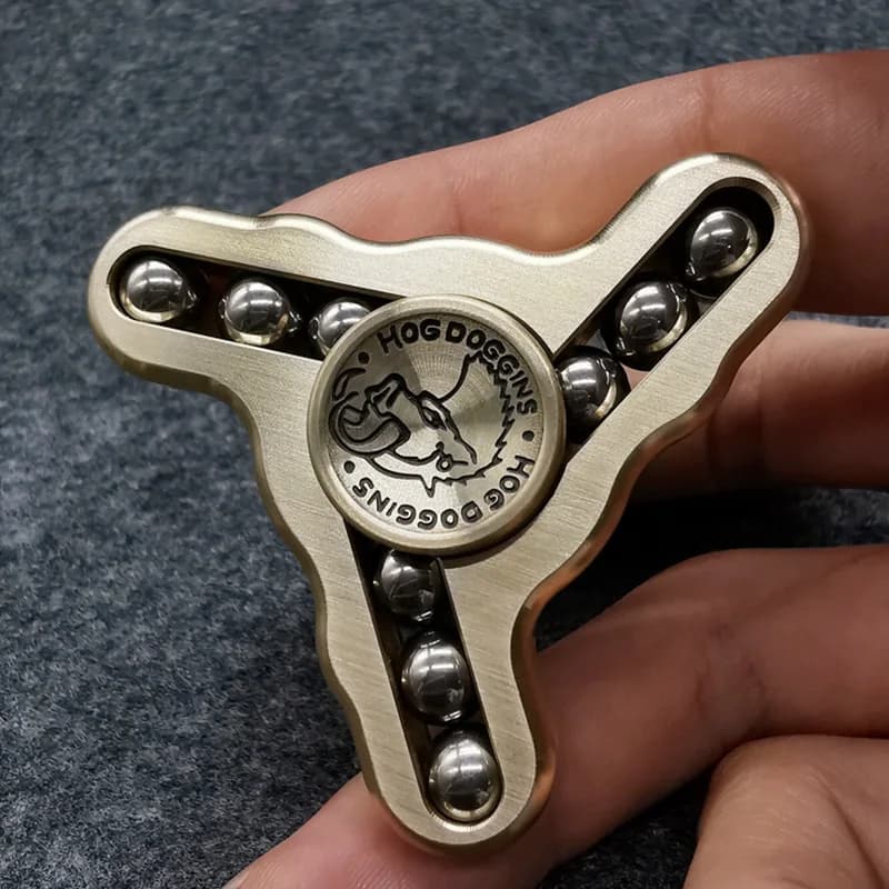 EDC Tre Foglie Cinghiale Agitarsi Giocattoli Ottone Mano Spinner Desktop Alleviare Lo Stress e Rilassanti Fidget Spinner Giocattoli Strumenti ADHD