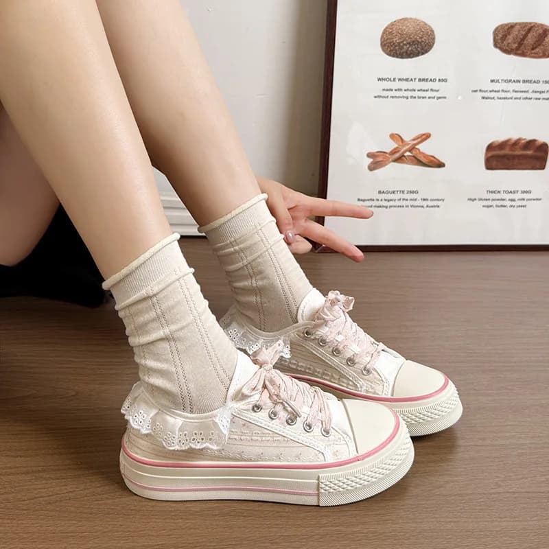 Sweet and Girly with Lace and Floral Accents, These Versatile White Sneakers Are Breathable and Perfect for Casual Wear