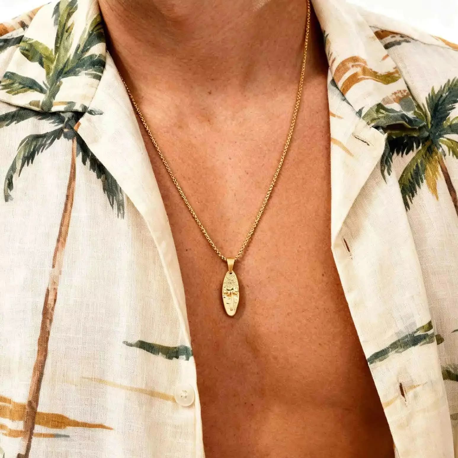 Piccola collana in albero di cocco per uomini e ragazzi, collana con ciondolo ovale in acciaio inossidabile impermeabile, regalo di gioielli semplici Hip Hop