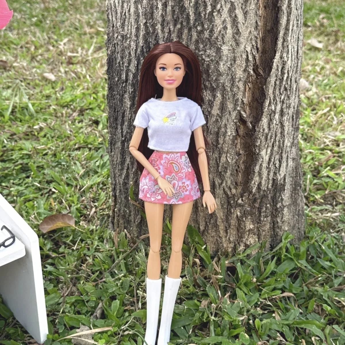 30 centimetri di Modo Capelli Lunghi BABI Principessa Bambola Spice Girl T-shirt + Gonna Set Ragazze Giocano a Casa Giocattolo 1/6 BJD Giunti Mobile Dress Up bambola