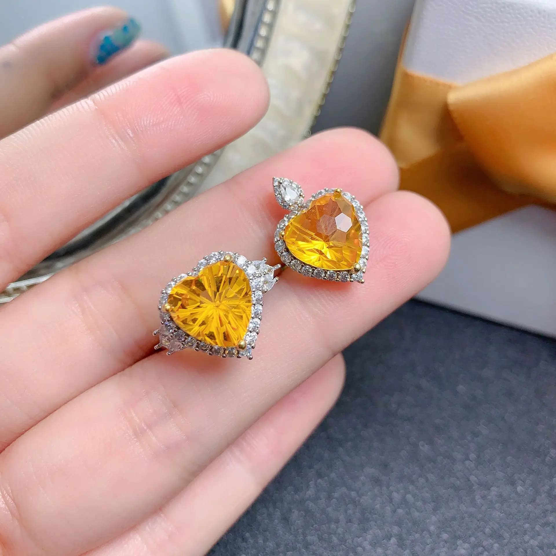 Natural citrine pendants and rings Set of heart-shaped yellow crystal jewelry set in silver 925 10mm * 10mm for party