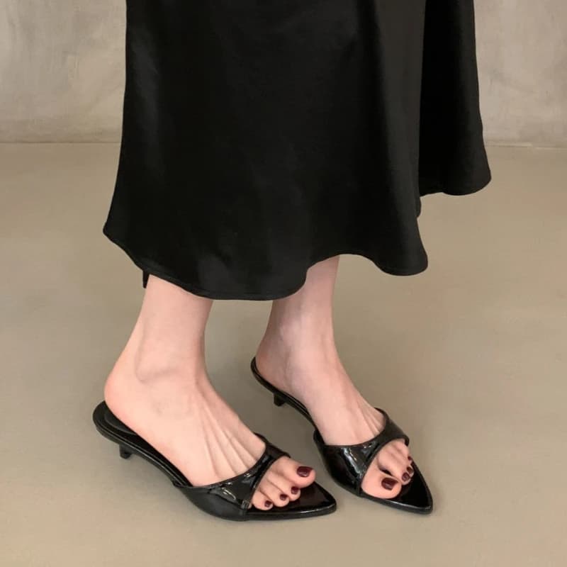Nuovi Sandali Donna 2026 con Stampa Leopardata, Sexy, a Punta, Comodi, con Tacco Medio, per Feste, Eleganti, Slip-On, Open Toe