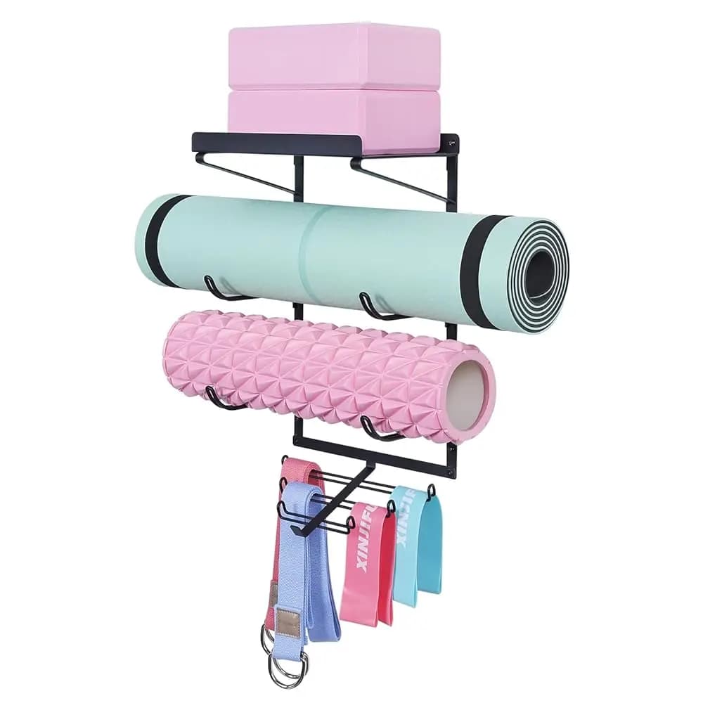 Supporto da Parete per Tappetini Yoga, Porta Tappetini Yoga con 3 Sezioni e 7 Ganci per Appendere il Foam Roller e Altri Accessori per Palestra Domestica