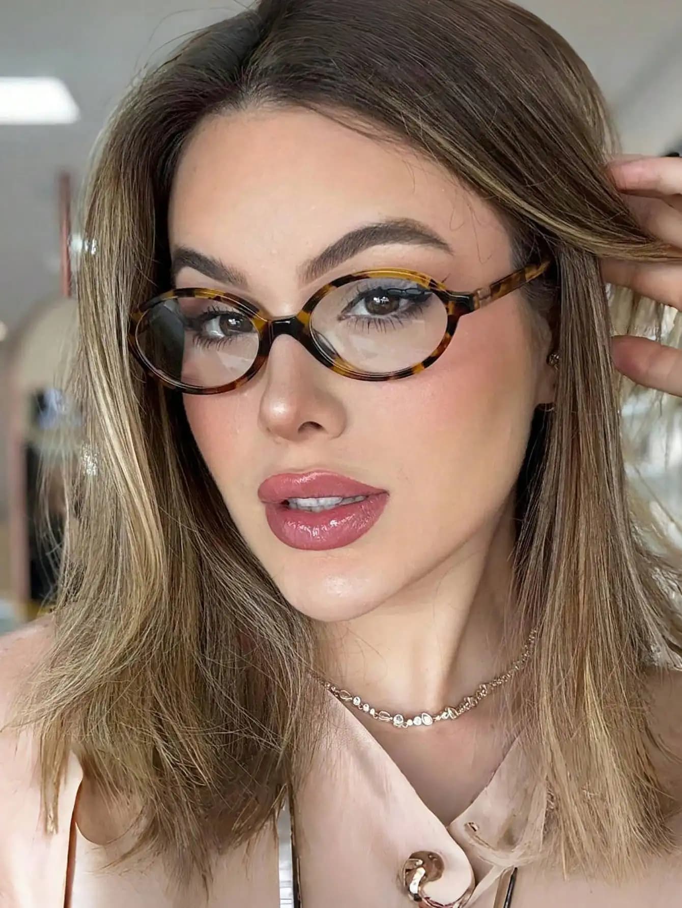 1pc Retro Hip-Hop Decorative Small Oval Frame Women Fashion Glasses, Minimalist & Versatile Fashion Eyewear