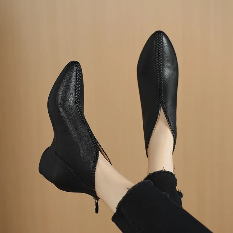 2026 new autumn winter natural leather women ankle boots 22-25cm soft sheepskin pointed toeback zip thick heel short boots