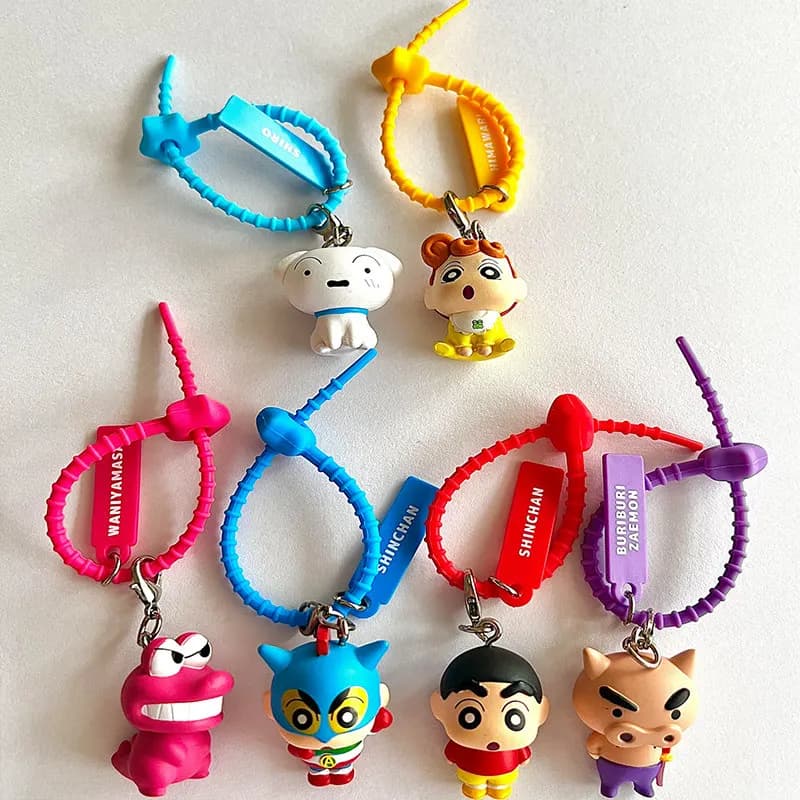 Bandai Crayon Shin-Chan Gashapon Strap Set Shiro Himawari Action Kamen Mountain Cable Tie Giocattolo da Collezione Regalo Nuovo Disponibile