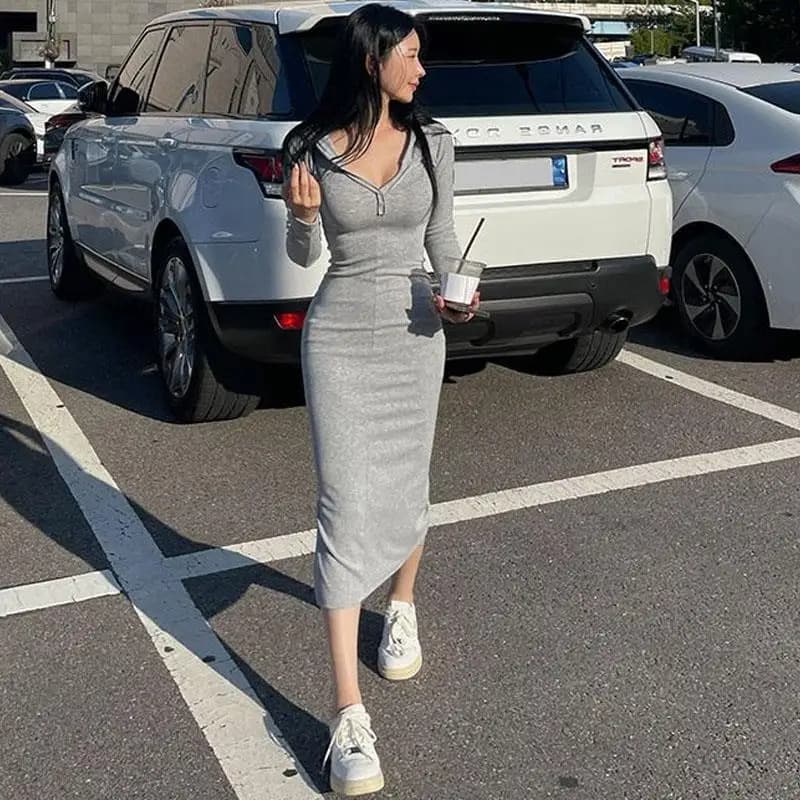 Elegante Abito Lungo Casual con Cappuccio che Esalta il Fascino Femminile 51STUDIO UB663 Gonna a Vita Alta Linea A in Poliestere