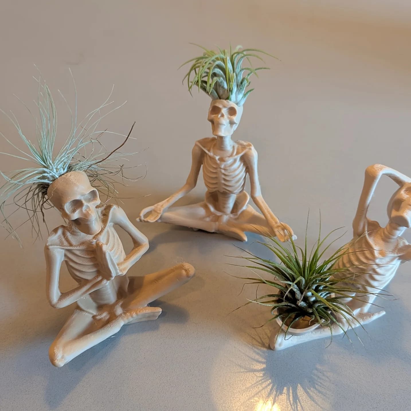3D Printed Yoga Skeleton Plant Stand Multi-Pose Air Pineapple Holder Plastic Art Desktop Ornament Home Office Decor Pot