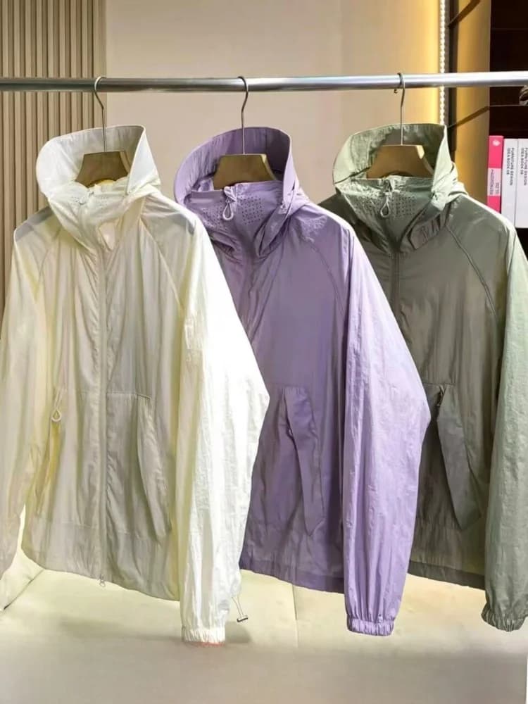 Giacca da Uomo per Esterni con Protezione Solare UPF50, Processo di Perforazione Laser, Leggera e Sottile, Traspirante in Fibra di Nylon, Maniche Lunghe