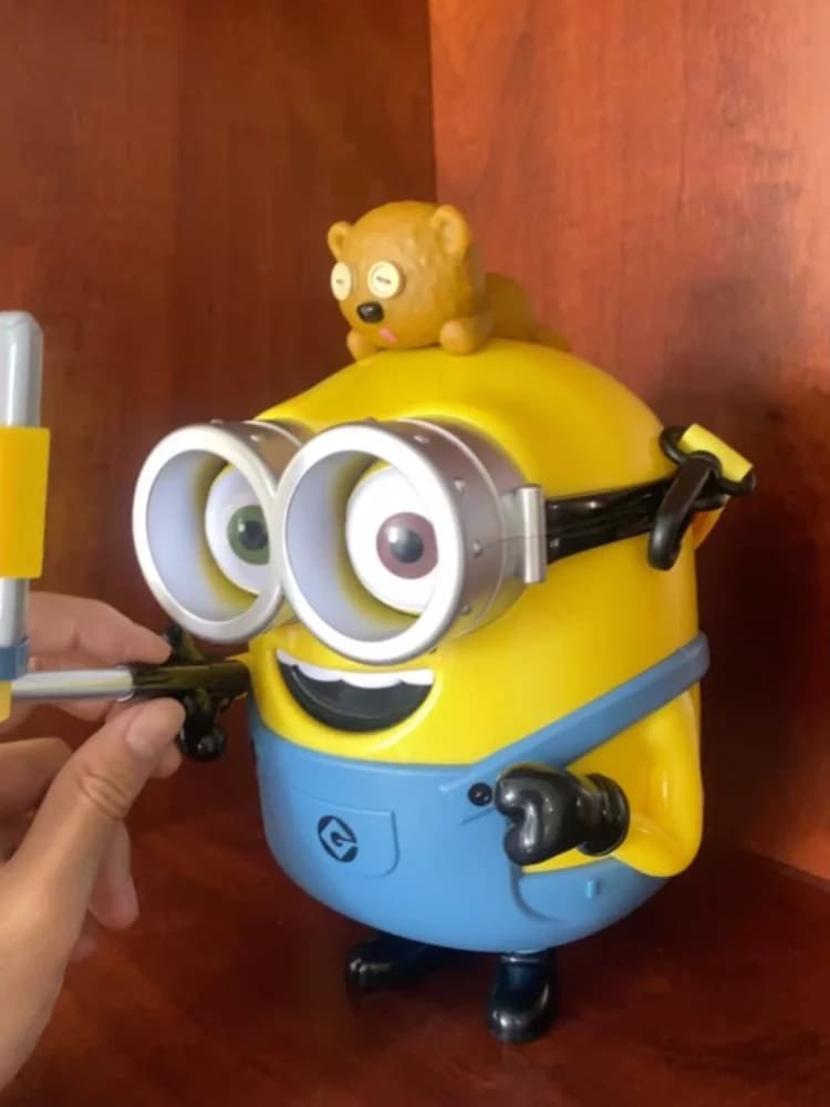 Universal Studios Ricordo di Pechino: Ornamento per secchiello per popcorn in PVC con selfie stick portatile Minions - Regalo per bambini