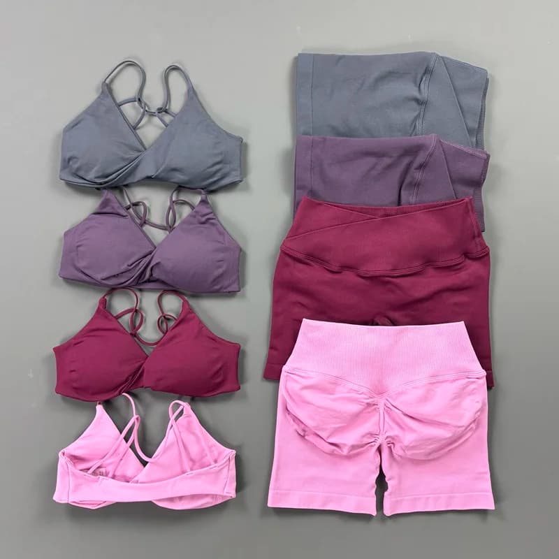 Crossover Waist Vision Shorts Set Seamless Scrunch Butt Yoga Short Pants and Vision Twist Front Sports Bra Sets for Gym Fitness