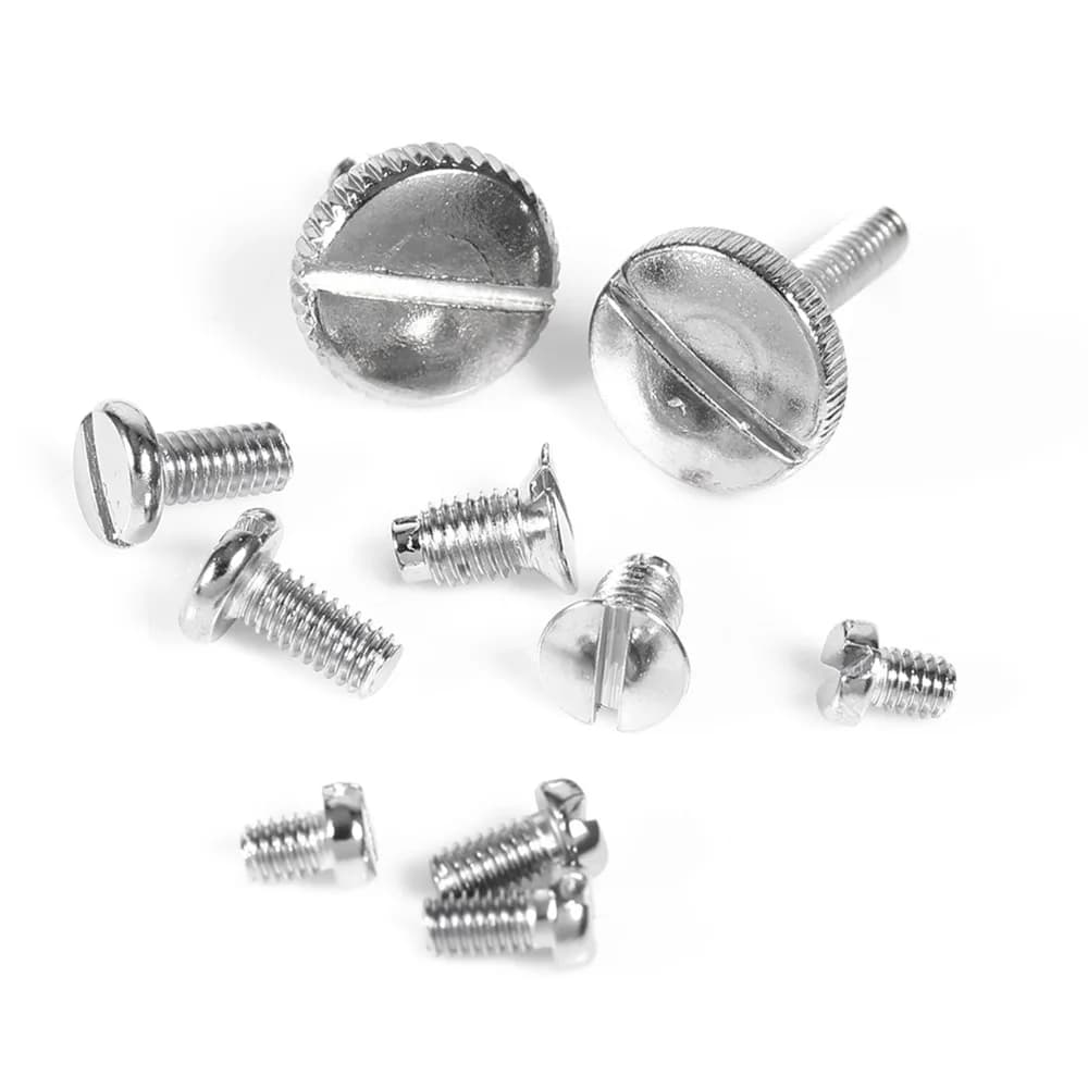 Set Completo di 17 Piedini in Acciaio per Macchina da Cucire, 17 Tipi, Durevoli, Stabili, con Scatola e Guida per Aghi, per Uso in Officina