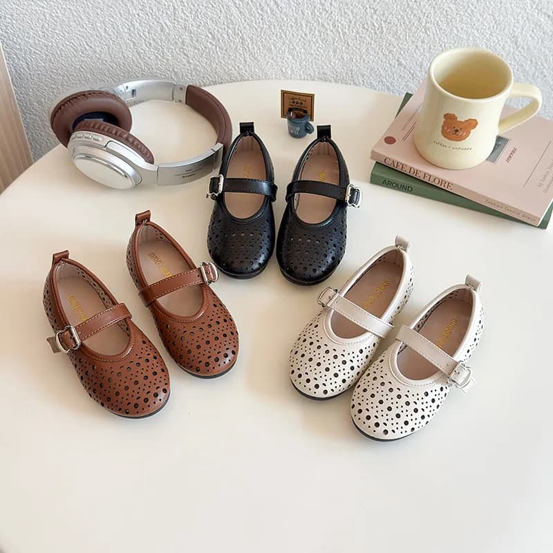 Summer Autumn of Girls New Children Hollow Show Princess Shoes Moccasin for single school students with soft sole for children