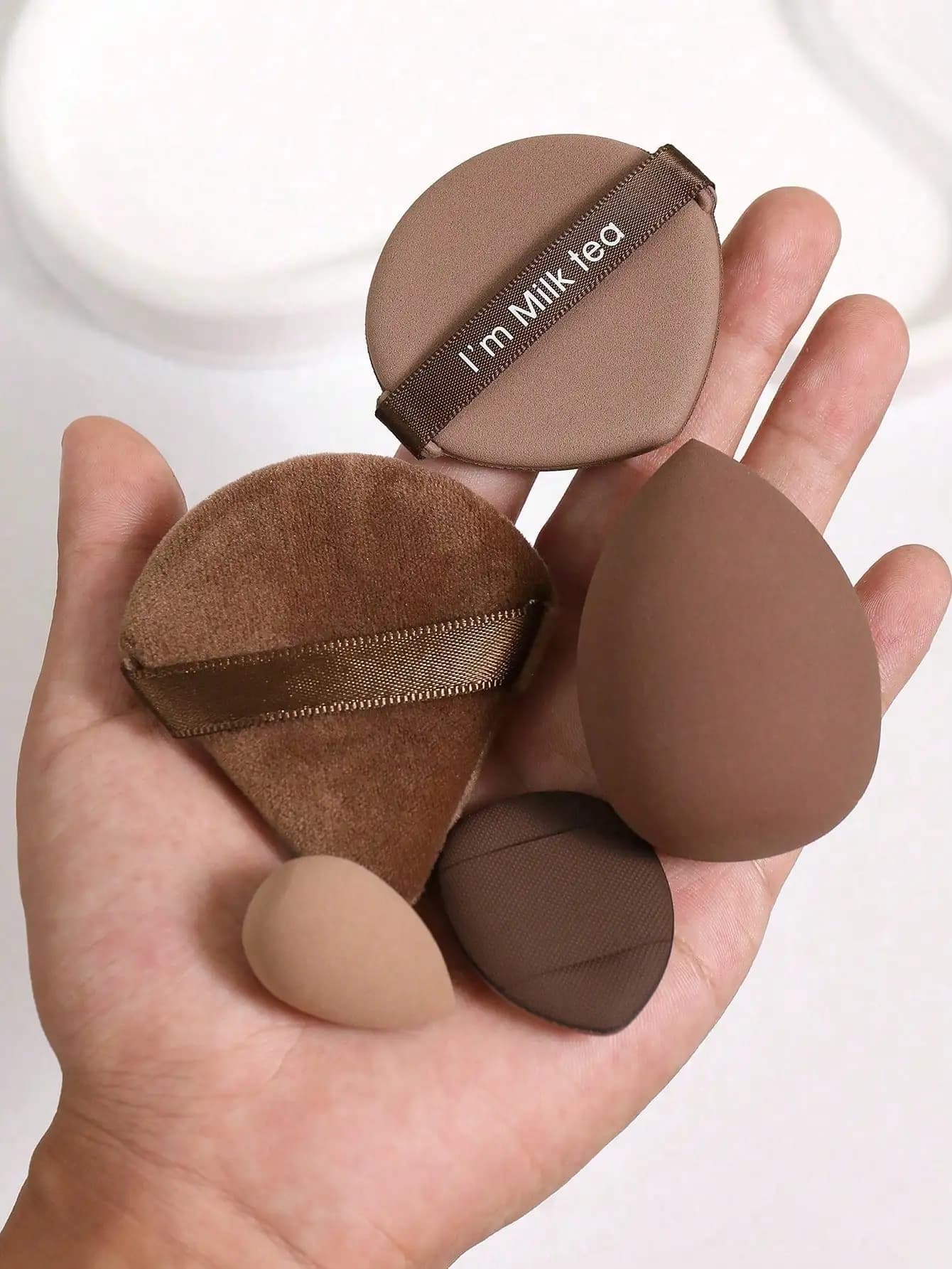 Kit di applicatori per trucco in spugna da 5 pezzi/set - 1 spugna per trucco, 1 mini spugna per trucco, 1 spugna per trucco da dito, 1 piumino triangolare per polvere, 1 piumino a cuscino d'aria, regalo di Natale conveniente, strumenti cosmetici