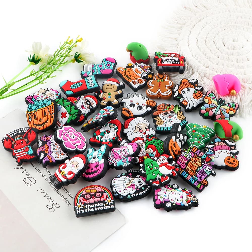5pcs Lovely Christmas Series Silicone Focus Beads For Jewelry DIY Necklace Bracelet Keychain Curtain Rope Pendant Accessories