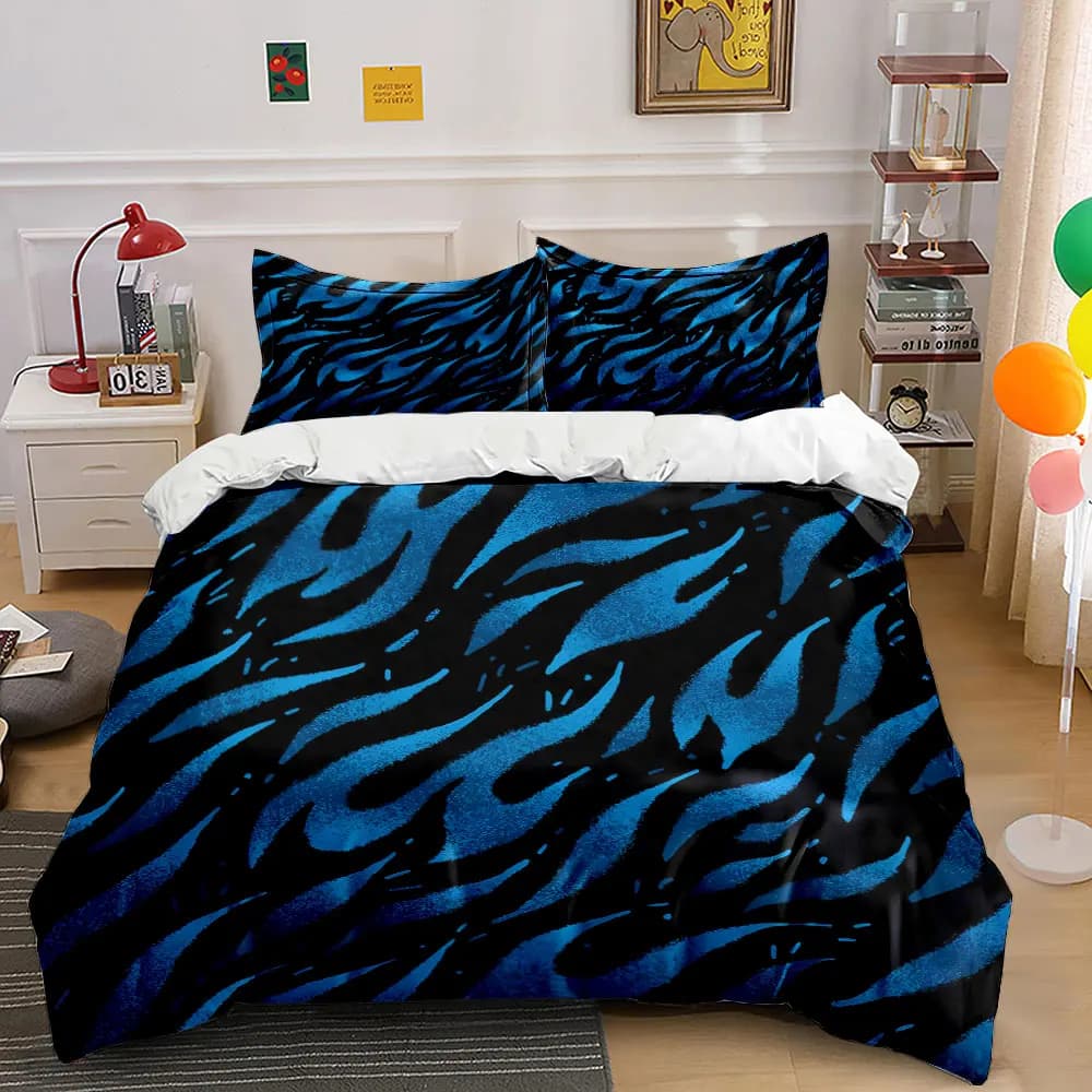 Set di biancheria da letto con stampa a fiamma blu fluente, morbido e confortevole, include 1 copripiumino e 2 federe.