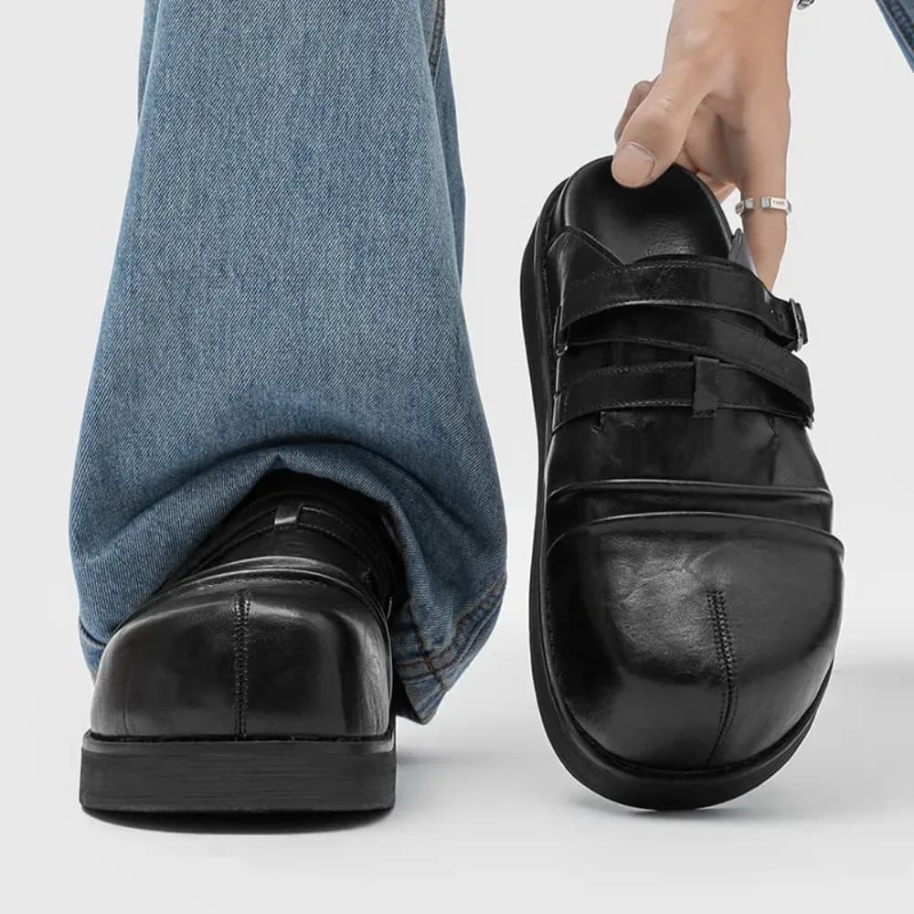 Unisex slippers with Bottom Thickness and Tip, Slip-On Casual with Rubber sole and Upper in Ultra-Pelle, Wrap design for the Foot, Comfortable and Practical