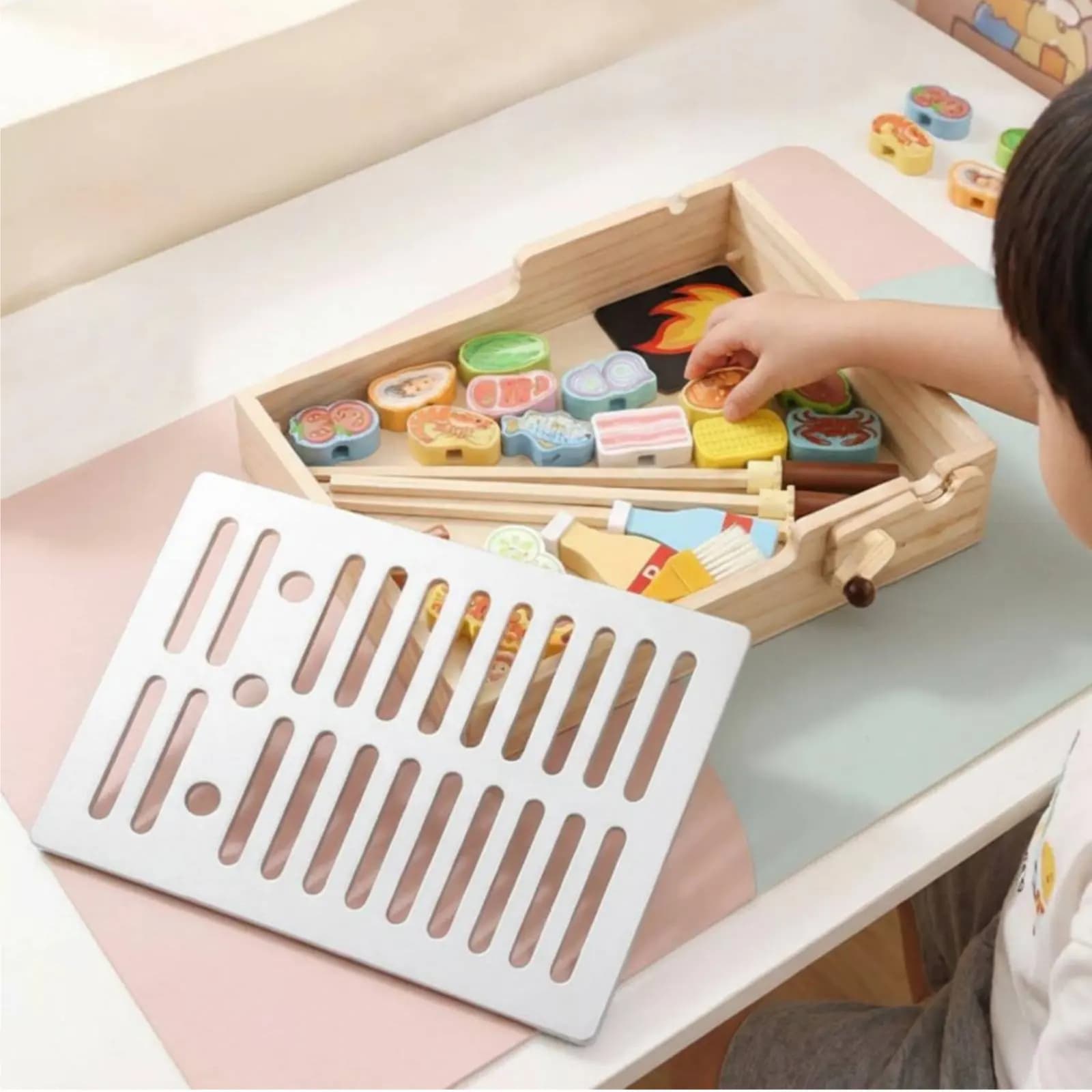 Set da gioco per barbecue in legno, giocattolo per abilità motorie, griglia per barbecue, giocattolo educativo con bordi levigati per la casa