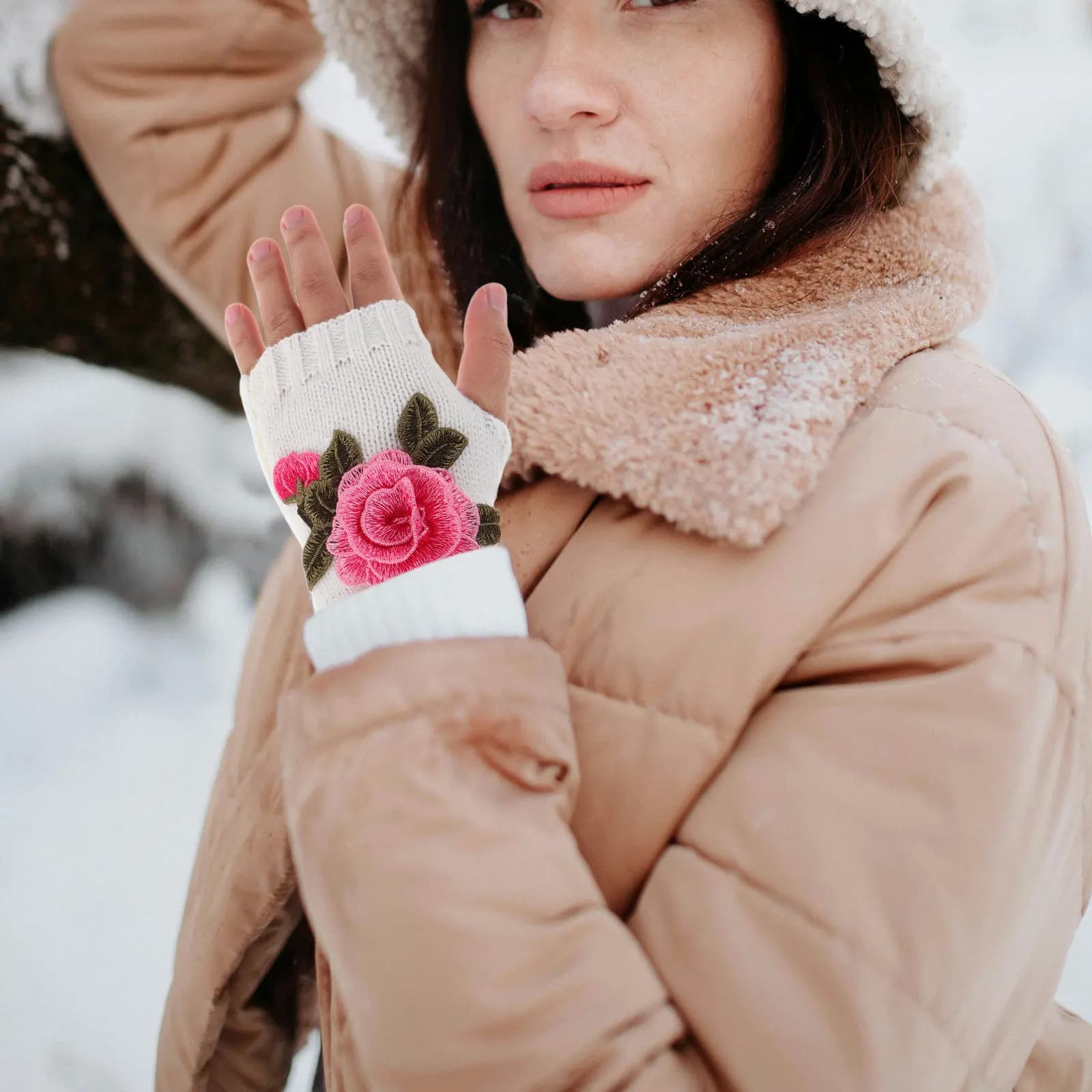 1 paio di guanti senza dita da donna, invernali, con design floreale, guanti a mezze dita lavorati a maglia, guanti caldi a dita corte per il clima freddo