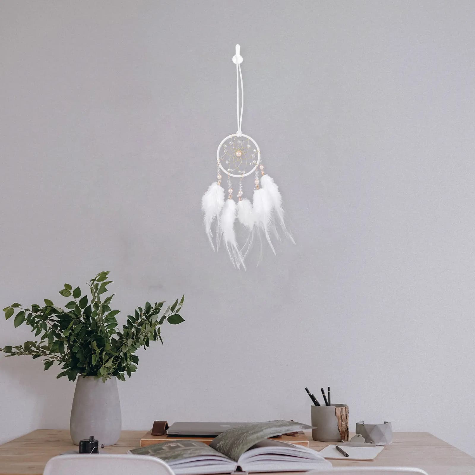 Dream Catcher Feather Decorative Wall Hanging Elegant Bedroom Pendant Home Hanging Decor Charming Handcraft Dreamcatcher