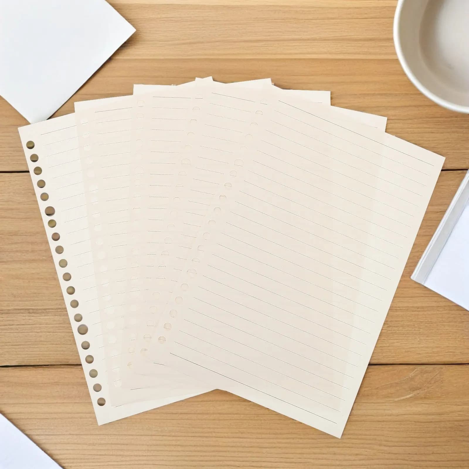 60 Fogli A5 a Quadretti, Carta Premium Spessa 120Gsm, Fogli Staccabili per Raccoglitori, Diari, Quaderni, Agende, Schizzi, Disegni e Organizzazione