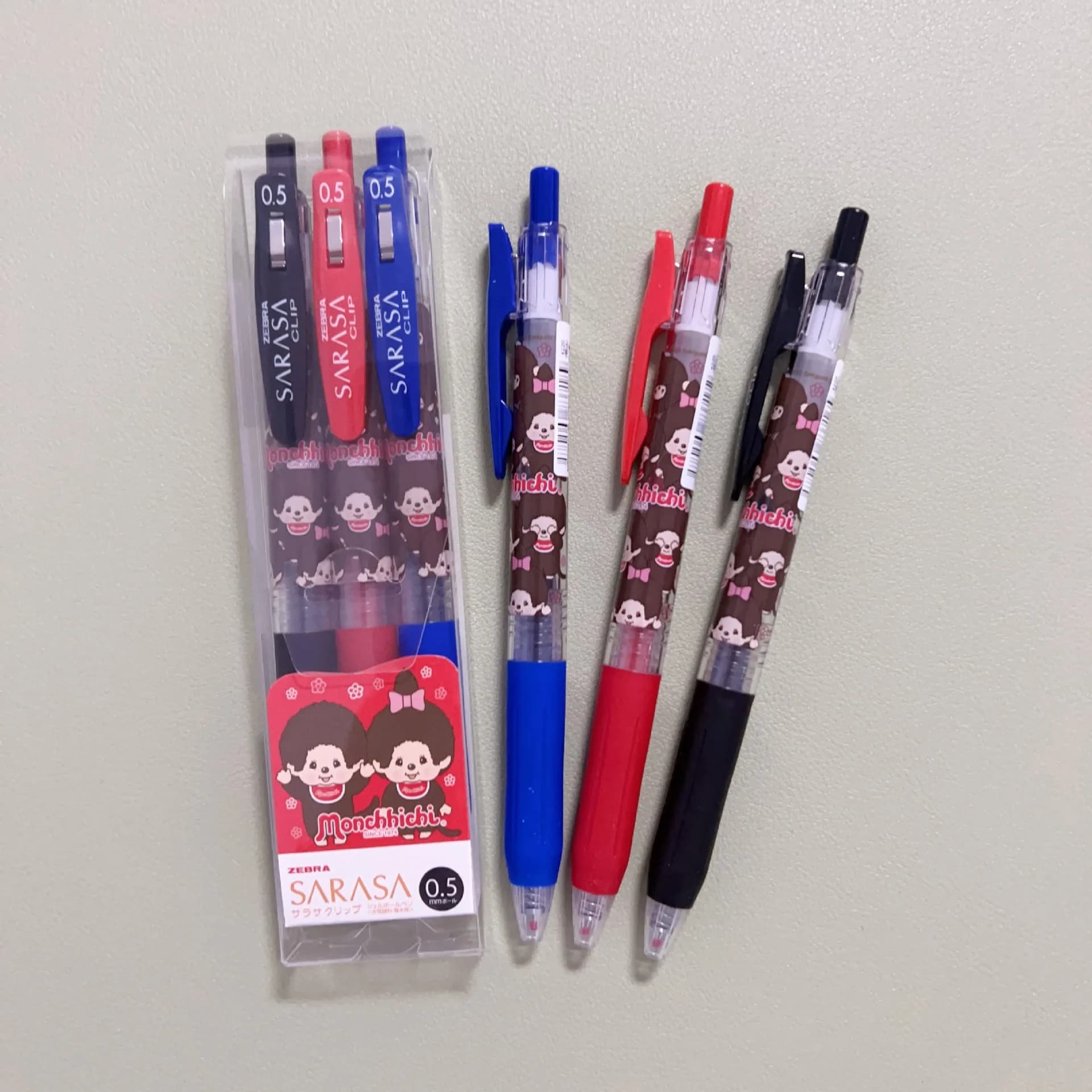 Nuovo ‌ Penna a sfera Monchhichi da 0,5 mm, penna gel colorata Sarasa, set Pentel Dragonfly, articoli di cancelleria Kawaii, forniture scolastiche