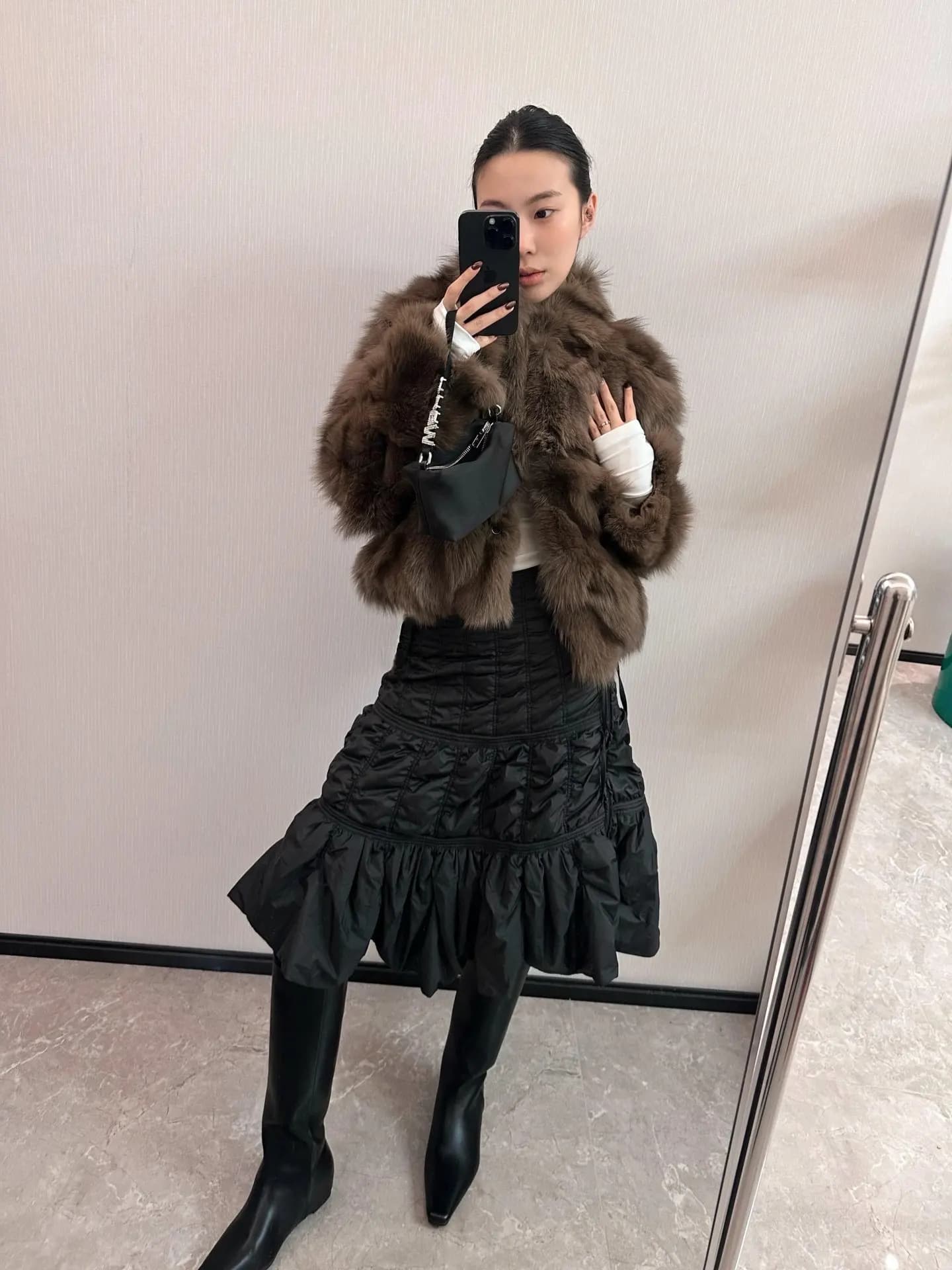 Fashionable Pleated Belted Halter Neck Dress Korean Style High Waist Embellished Skirt Women's Wear Spring Summer New Ar...