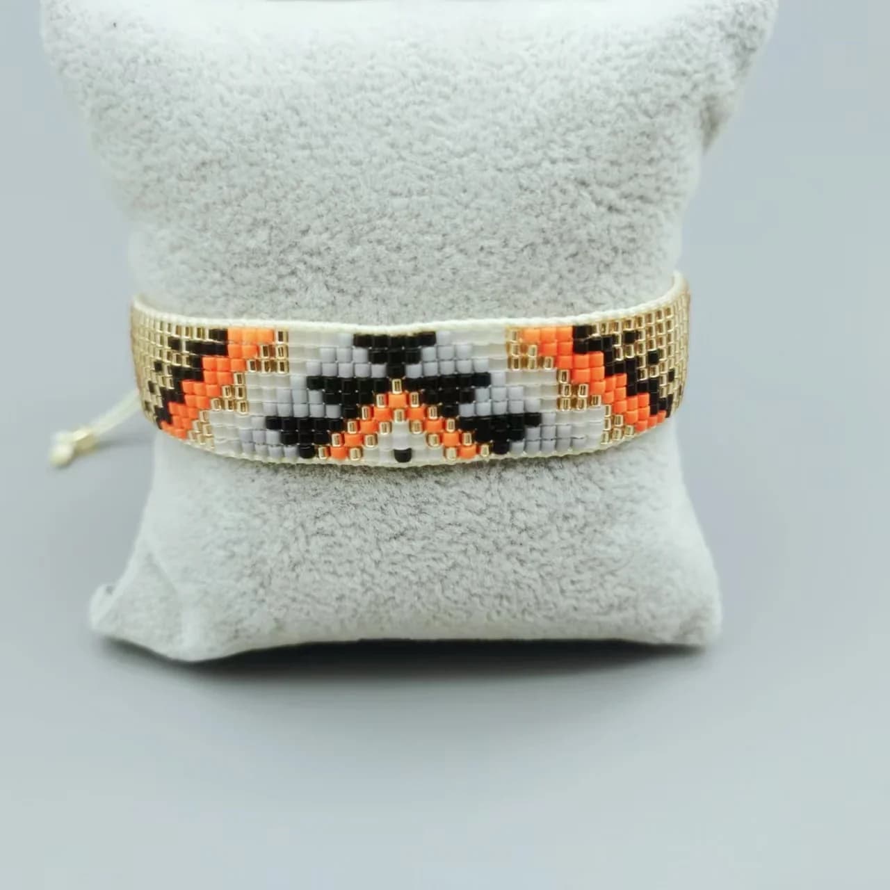 ZGMXR Set di braccialetti con perline di riso regolabili, freccia, lavorazione a mano, geometria, design della Boemia, accessorio di moda originale